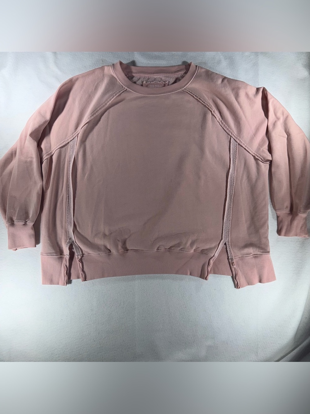 American Eagle Outfitters Dusty Pink Crewneck Sweatshirt cottagecore cozy XL